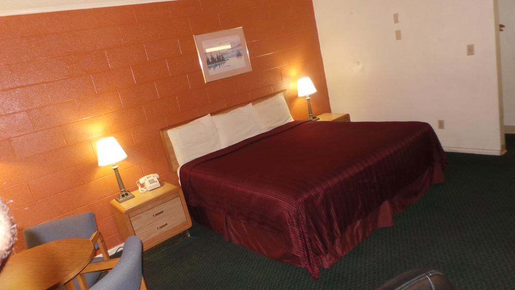 Relax Inn Yreka Exterior foto