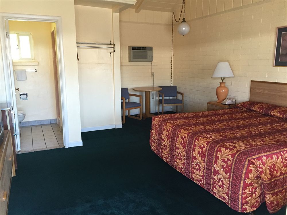 Relax Inn Yreka Exterior foto
