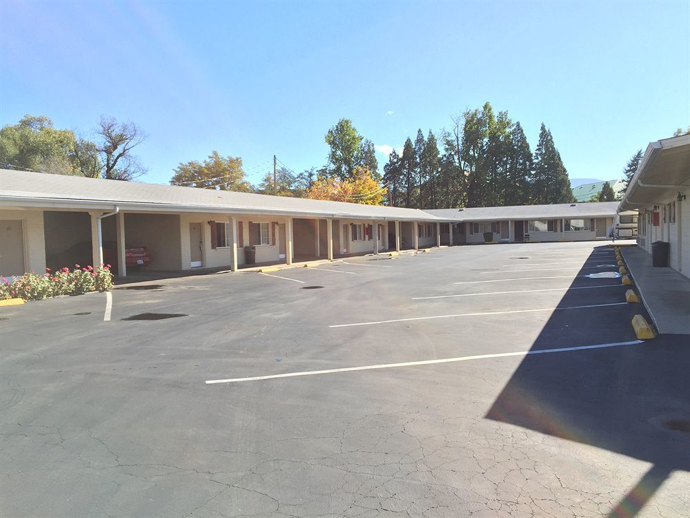 Relax Inn Yreka Exterior foto