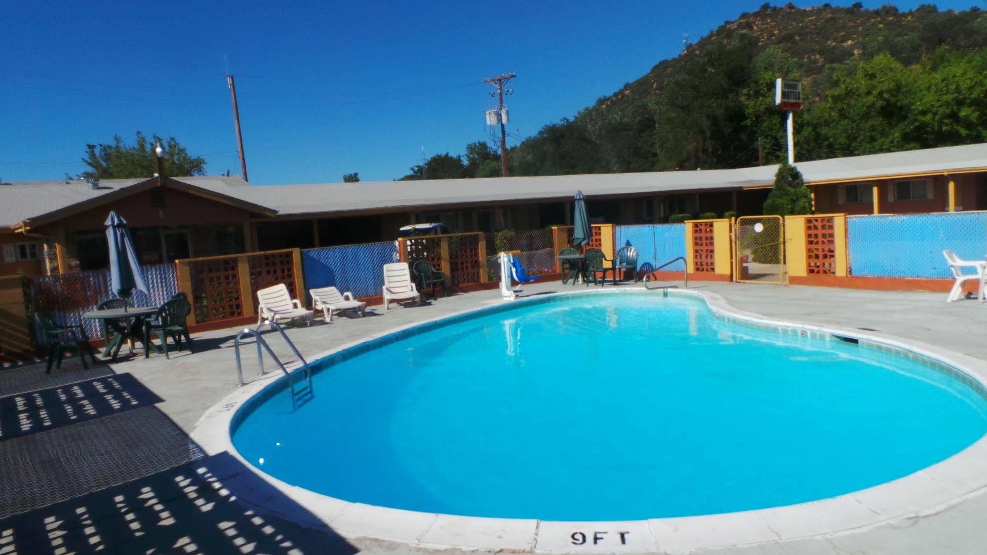 Relax Inn Yreka Exterior foto