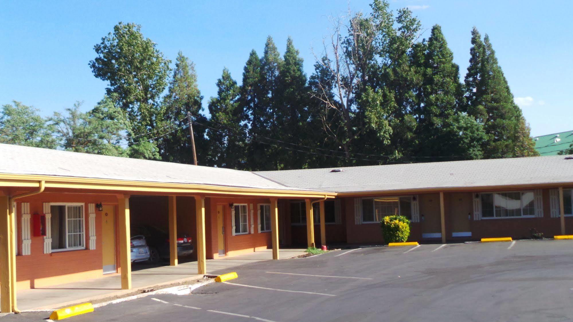 Relax Inn Yreka Exterior foto